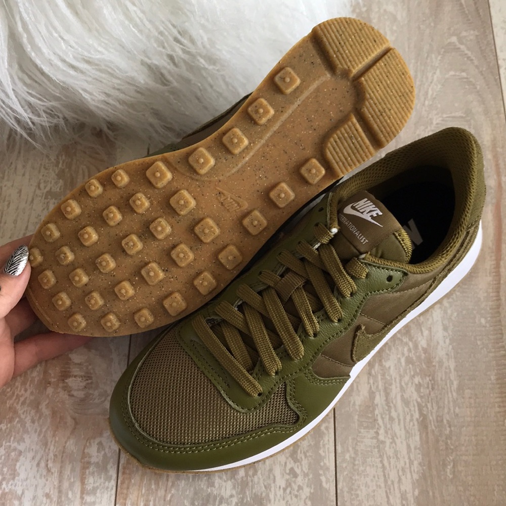 NWT陋Nike ID Internationalist Custom! - Picture 6 of 7